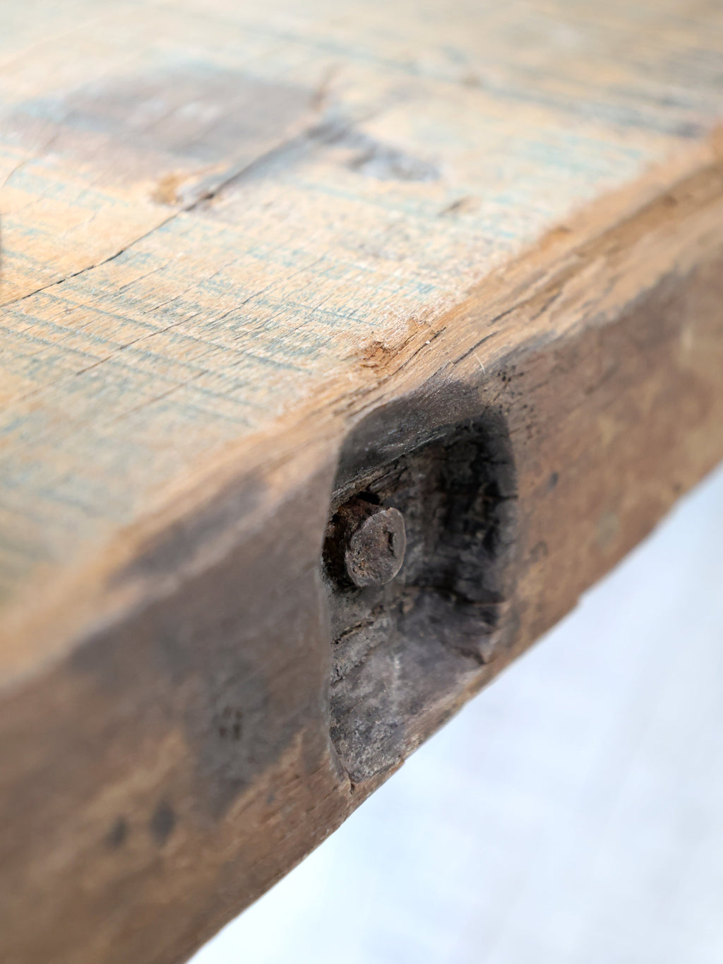 Sidobord i återvunnet trä – rustik vintage 122 cm