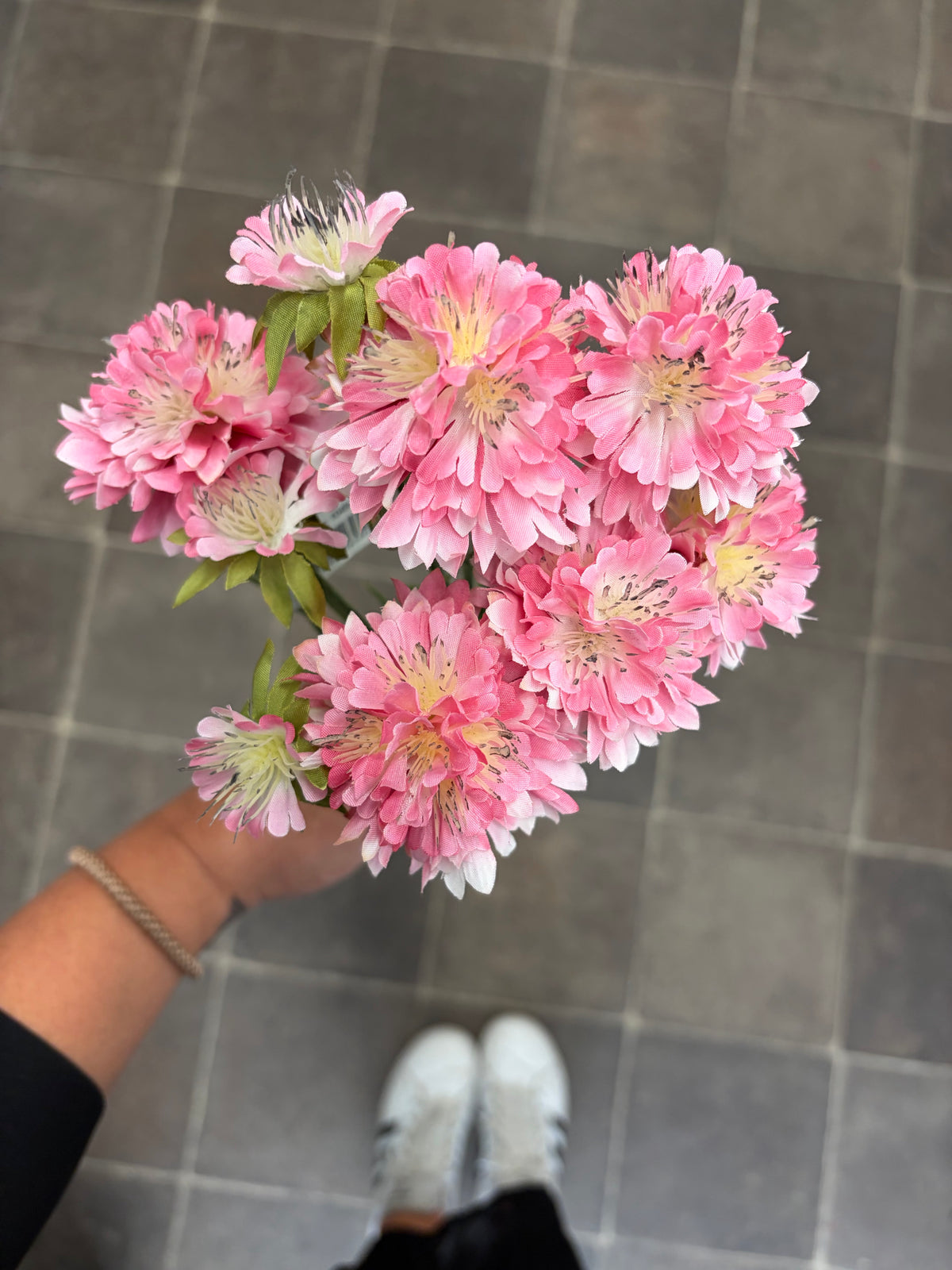 Konstgjord Scabiosa bunt rosa från Mr Plant – romantisk blomsterdekoration
