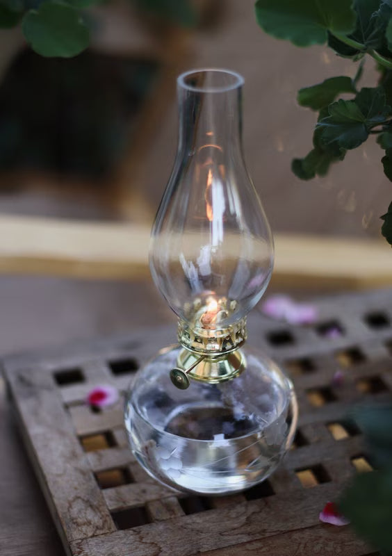 Fotogenlampa Oval Löv Klar Mässing